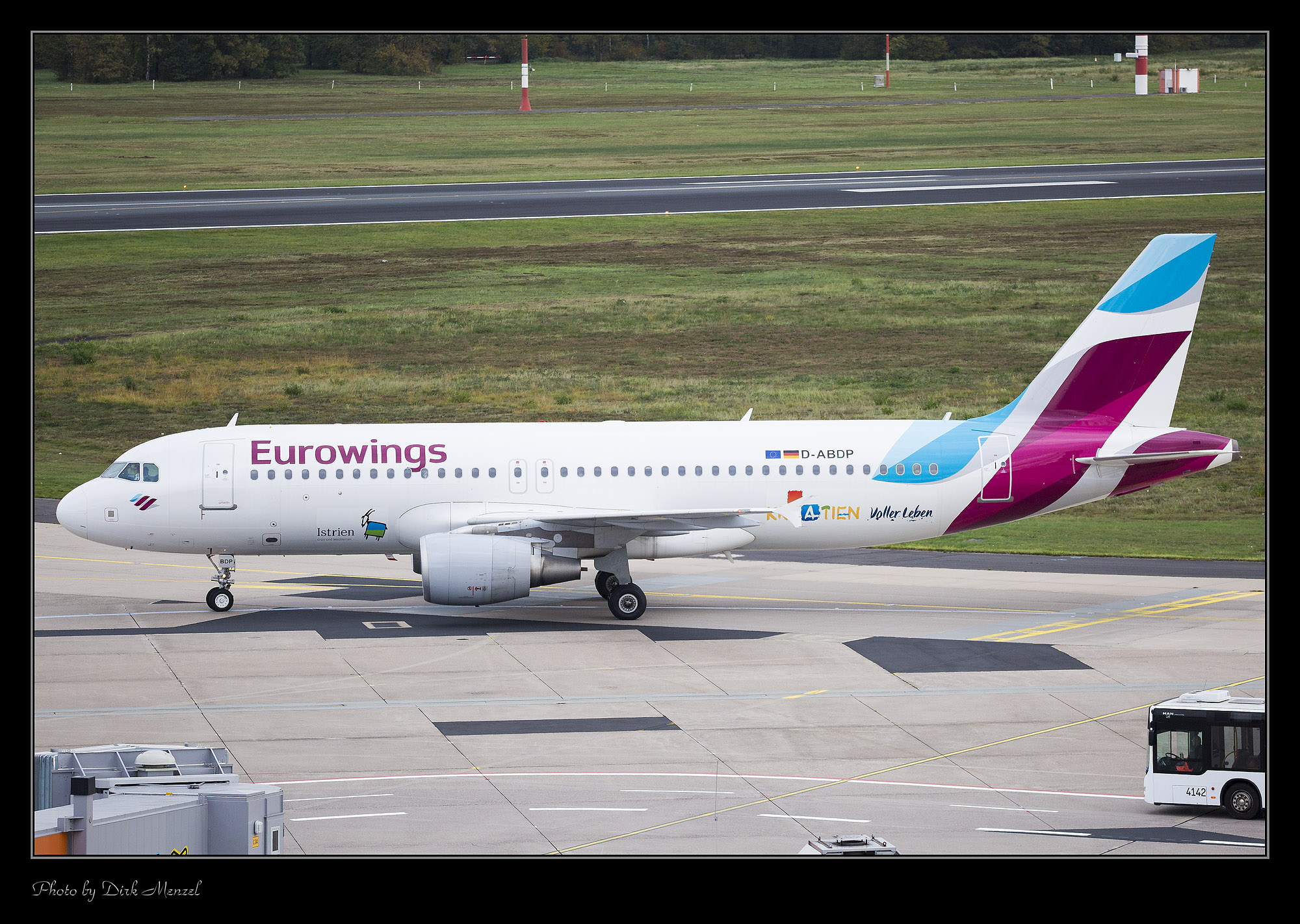 Airbus A320-200