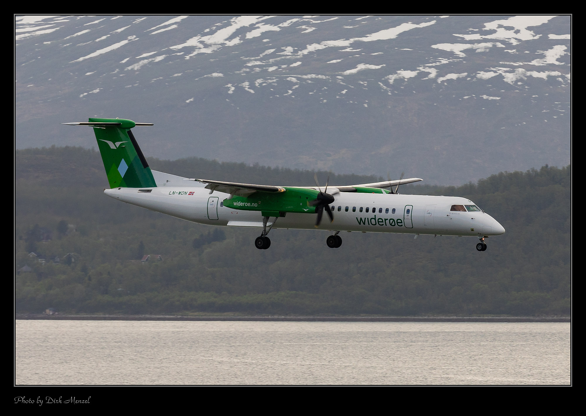 Bombardier DHC-8-402Q Dash 8